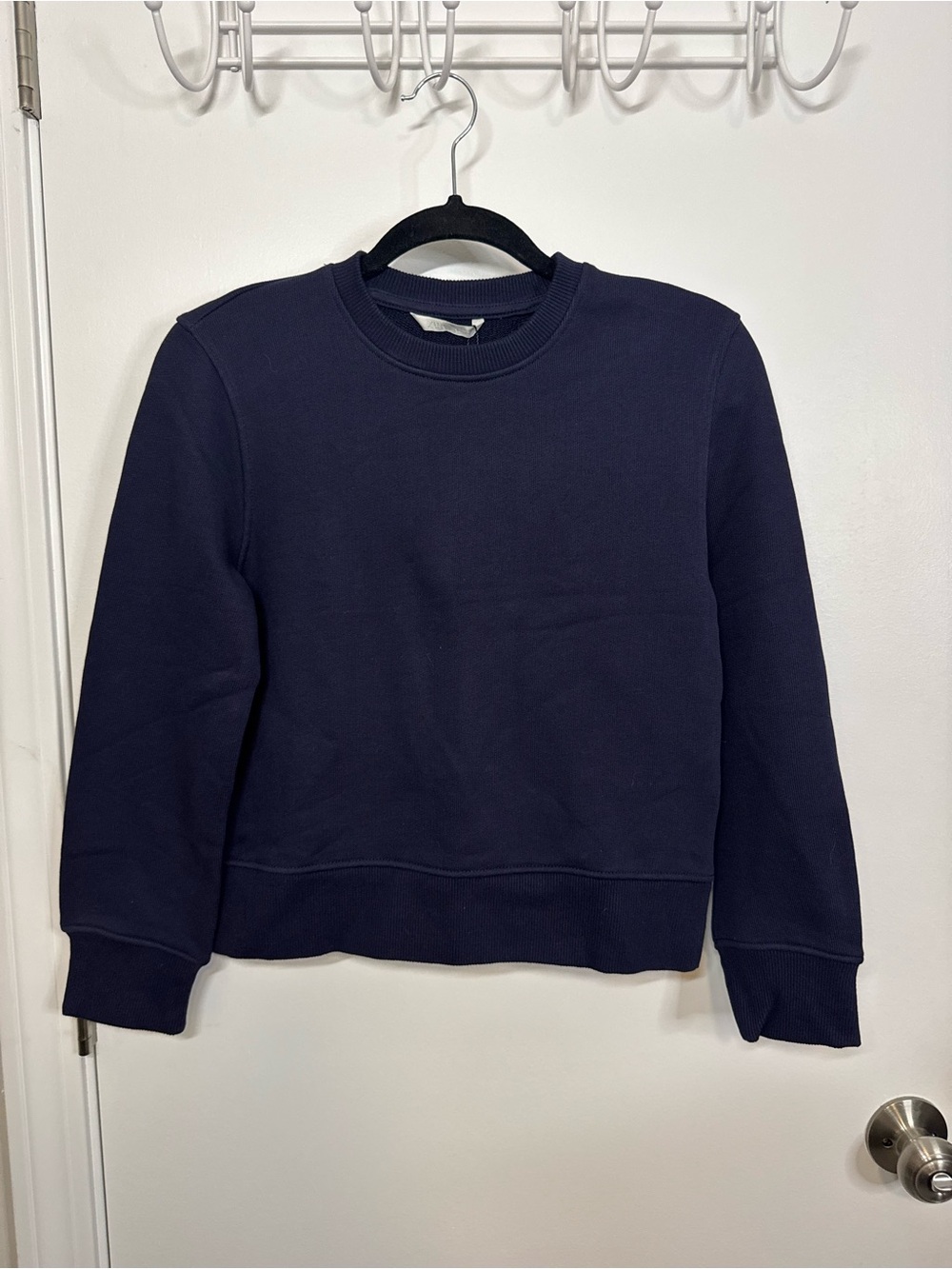 NWT Zara Women’s Navy Crewneck Sweatshirt
